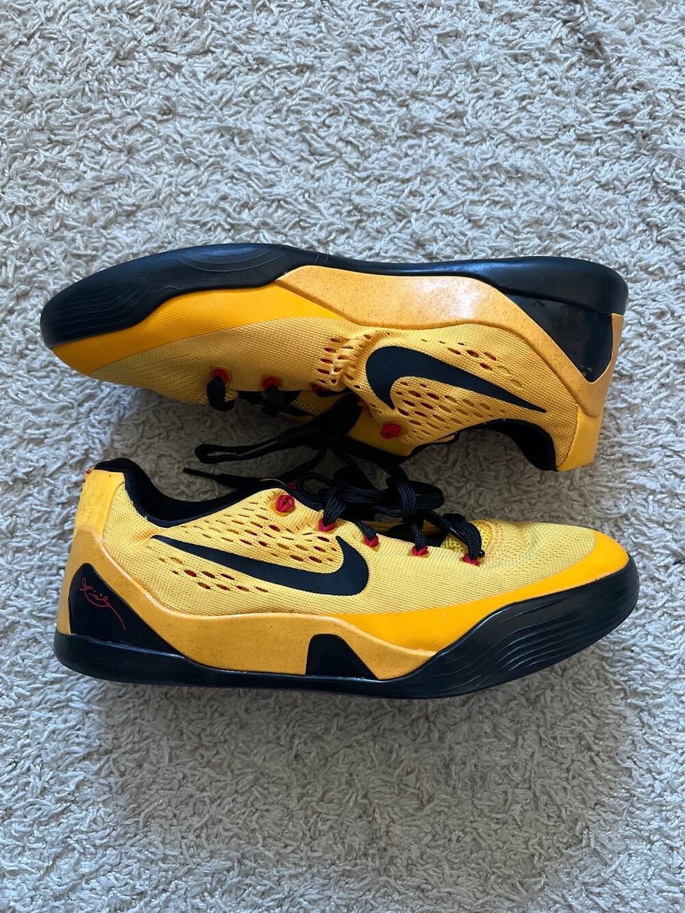 Nike Kobe 9 EM GS Bruce Lee Youth 6.5Y